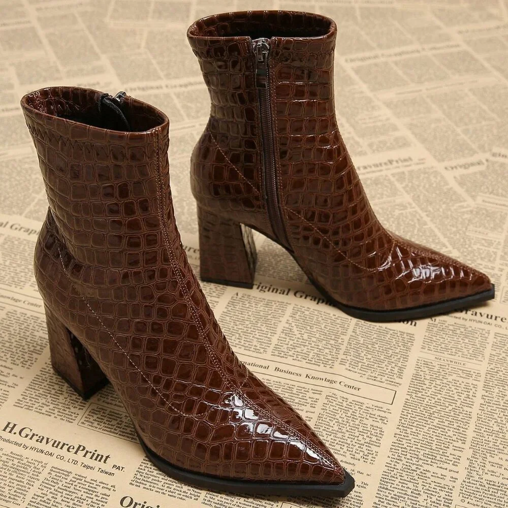 Chocolate Brown Elegant Women's Boots - Picture 4 of 5